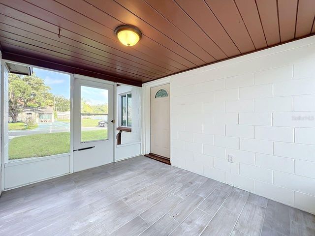 2437 S MYRTLE AVENUE, Sanford, FL 32771