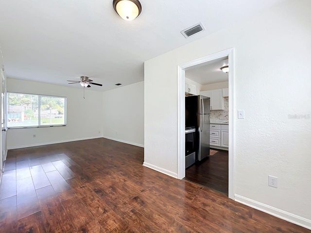 2437 S MYRTLE AVENUE, Sanford, FL 32771