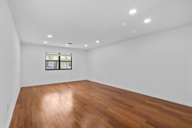 364 Quebec Court, Royal Palm Beach, FL 33411