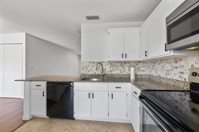 364 Quebec Court, Royal Palm Beach, FL 33411