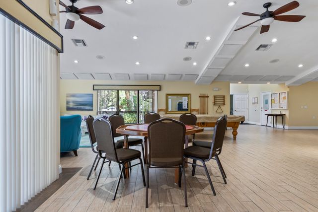 364 Quebec Court, Royal Palm Beach, FL 33411