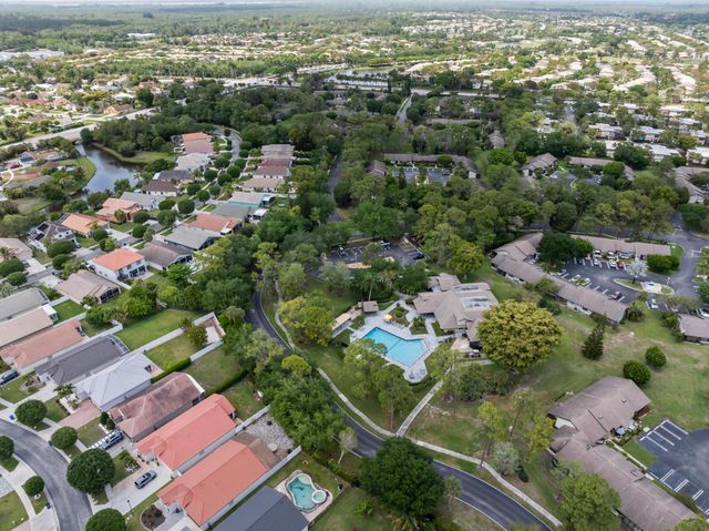 364 Quebec Court, Royal Palm Beach, FL 33411