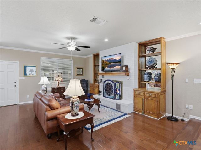 2402 Welsch Lane, New Braunfels, TX 78132