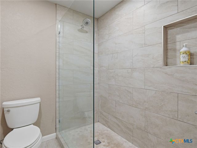2402 Welsch Lane, New Braunfels, TX 78132