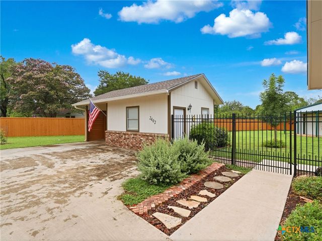 2402 Welsch Lane, New Braunfels, TX 78132