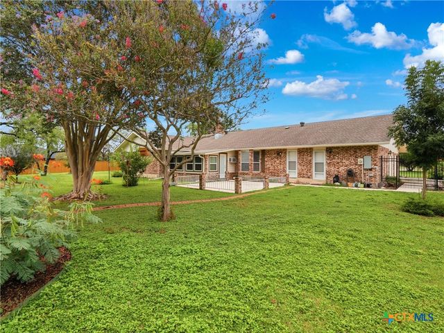 2402 Welsch Lane, New Braunfels, TX 78132
