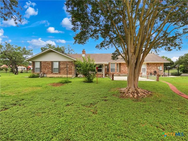 2402 Welsch Lane, New Braunfels, TX 78132
