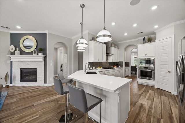7203 Lake View Terrace Drive, Pearland, TX 77584