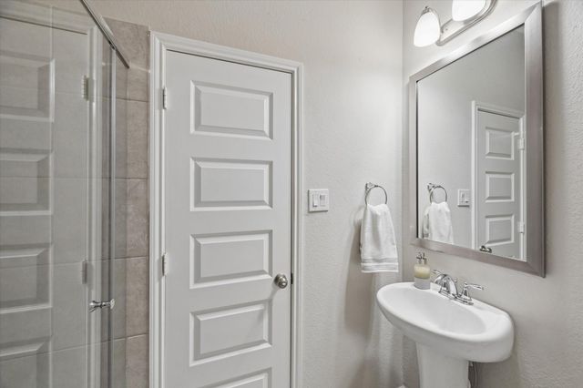 7203 Lake View Terrace Drive, Pearland, TX 77584