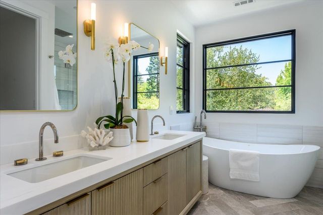 1147 Windsor Way, Menlo Park, CA 94025
