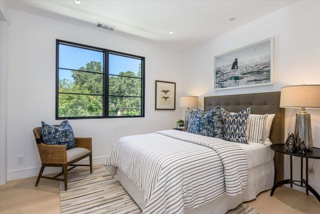 1147 Windsor Way, Menlo Park, CA 94025
