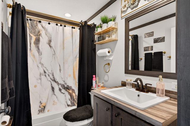 90 Bomar Place, Walterboro, SC 29488