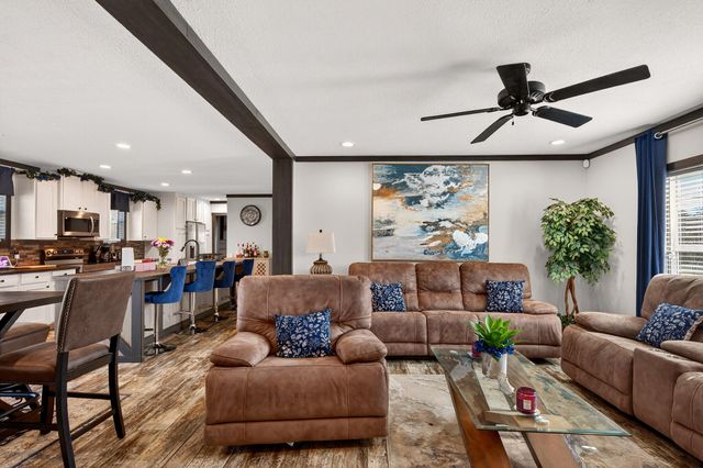 90 Bomar Place, Walterboro, SC 29488