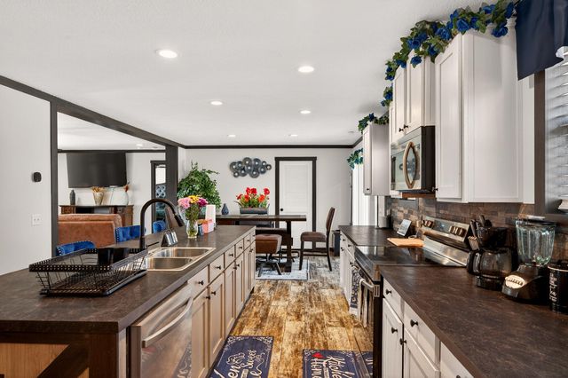 90 Bomar Place, Walterboro, SC 29488