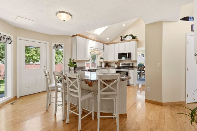 1925 S Timberlane Dr, Spokane Valley, WA 99037
