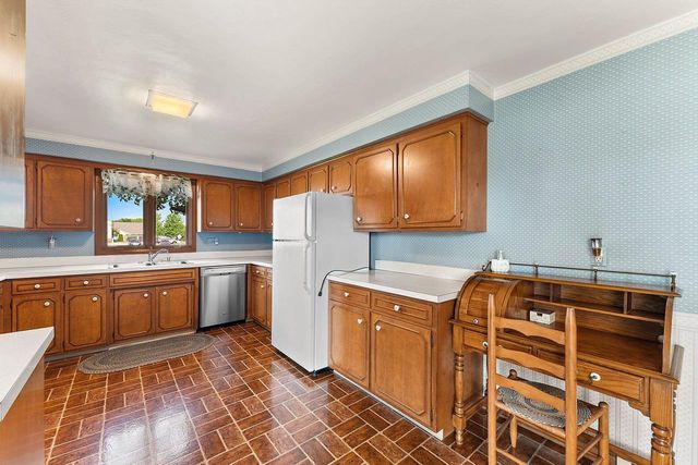 3024 FINGER ROAD, Green Bay, WI 54311
