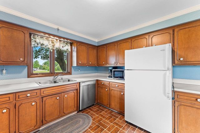 3024 FINGER ROAD, Green Bay, WI 54311
