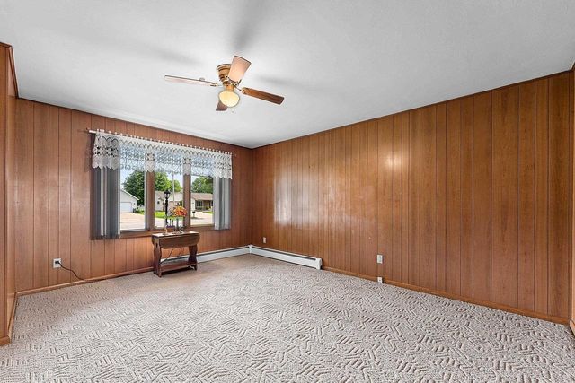 3024 FINGER ROAD, Green Bay, WI 54311