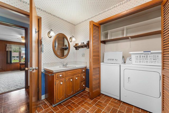 3024 FINGER ROAD, Green Bay, WI 54311
