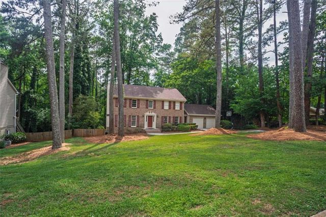 3838 Hunting Ridge Drive, Lilburn, GA 30047