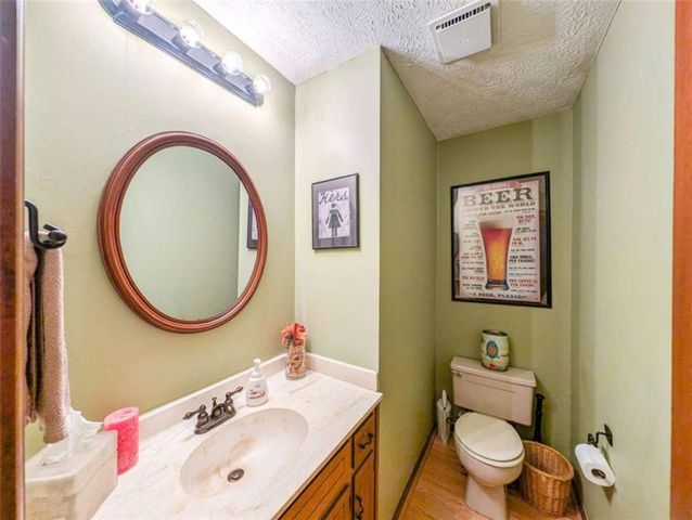 3838 Hunting Ridge Drive, Lilburn, GA 30047