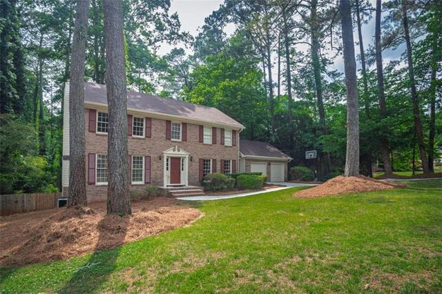 3838 Hunting Ridge Drive, Lilburn, GA 30047