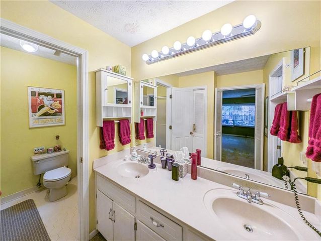 3838 Hunting Ridge Drive, Lilburn, GA 30047
