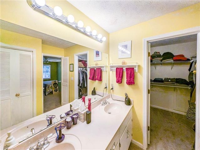 3838 Hunting Ridge Drive, Lilburn, GA 30047