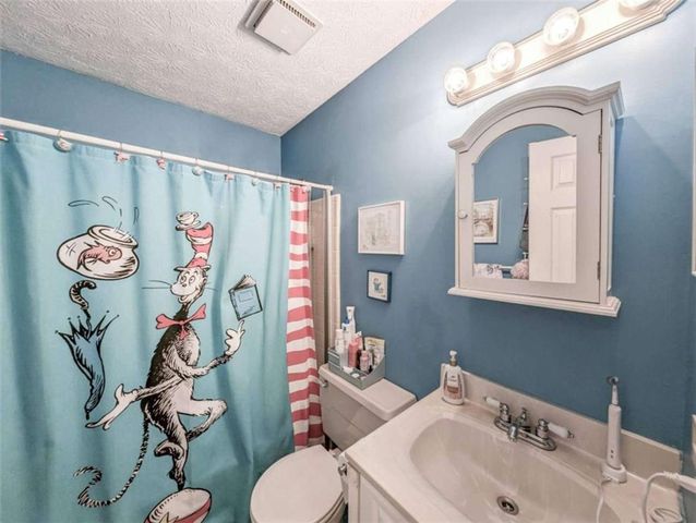 3838 Hunting Ridge Drive, Lilburn, GA 30047