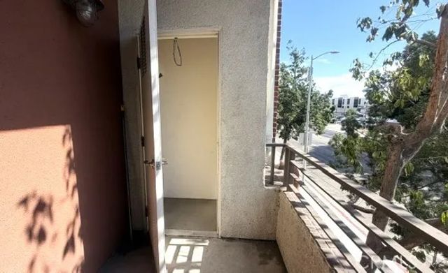 100 S Alameda 206, Los Angeles, CA 90012