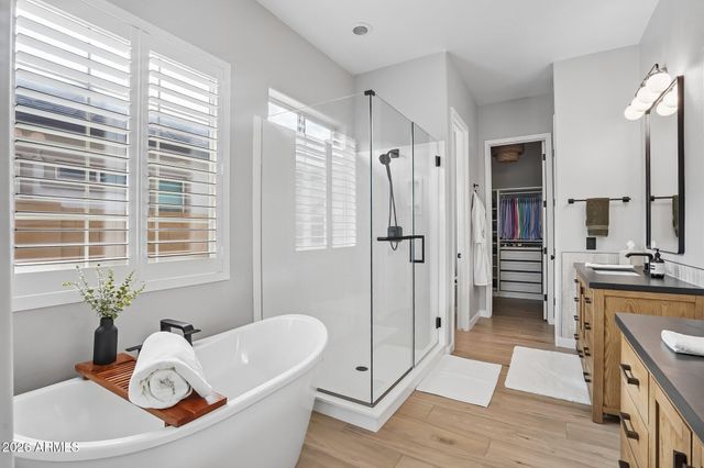 2108 E WARBLER Road, Gilbert, AZ 85297