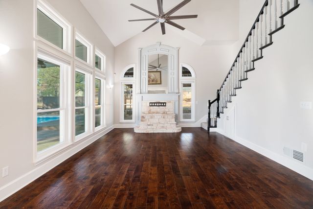 635 Cedar Creek, Reno, TX 75462