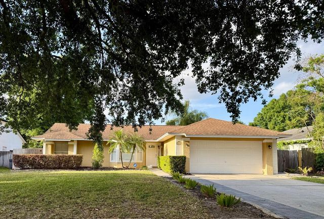 8143 CHELSWORTH DRIVE, Orlando, FL 32835