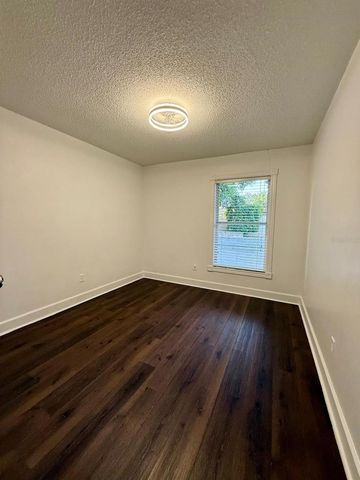 8143 CHELSWORTH DRIVE, Orlando, FL 32835