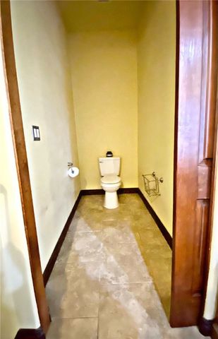 21038 S Cheyenne Road, Yucca, AZ 86438