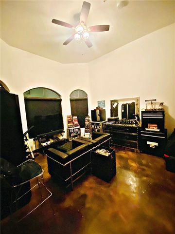 21038 S Cheyenne Road, Yucca, AZ 86438