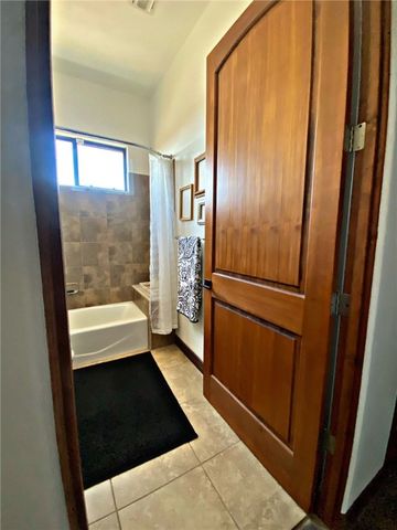 21038 S Cheyenne Road, Yucca, AZ 86438