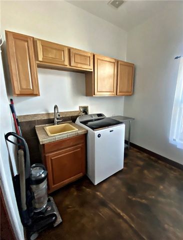 21038 S Cheyenne Road, Yucca, AZ 86438