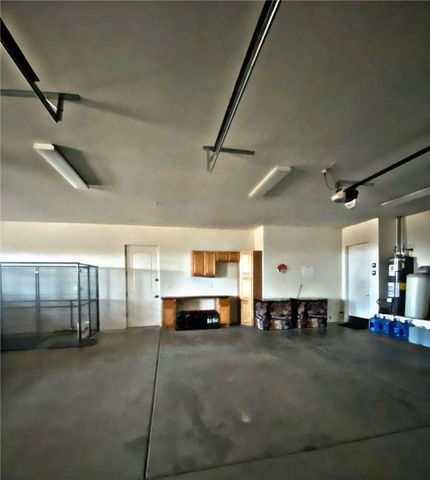 21038 S Cheyenne Road, Yucca, AZ 86438