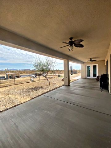 21038 S Cheyenne Road, Yucca, AZ 86438
