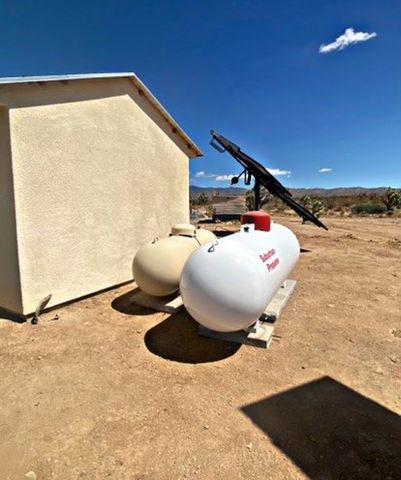 21038 S Cheyenne Road, Yucca, AZ 86438