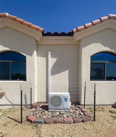 21038 S Cheyenne Road, Yucca, AZ 86438