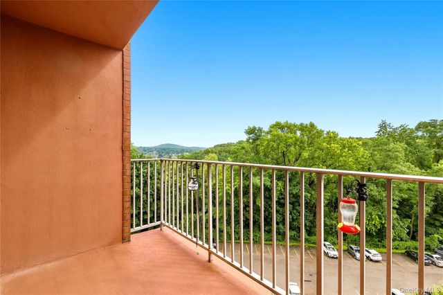 1 Lakeview Drive 6S, Peekskill, NY 10566