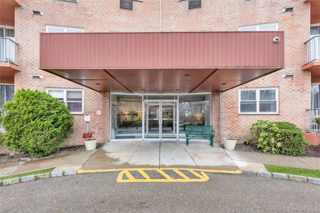 1 Lakeview Drive 6S, Peekskill, NY 10566