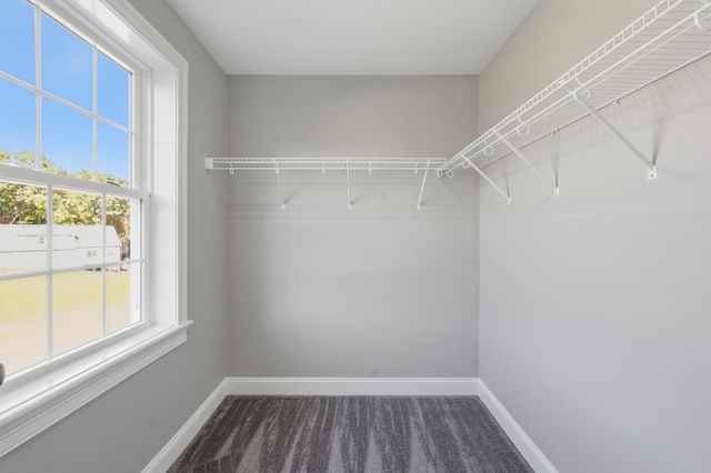 126 Townsend Harbor Rd, Lunenburg, MA 01462