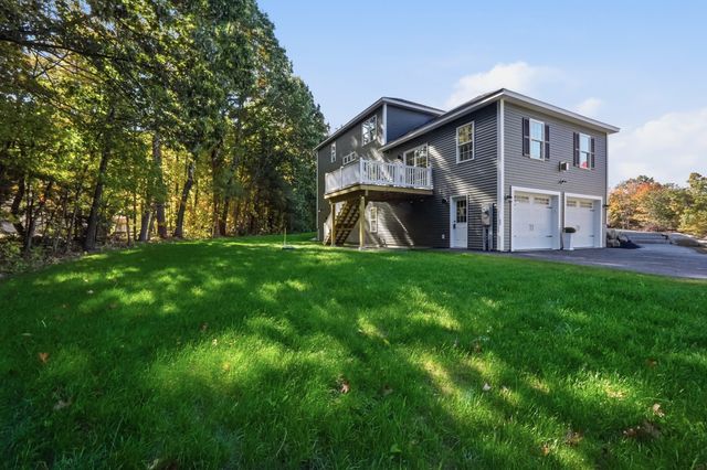 126 Townsend Harbor Rd, Lunenburg, MA 01462
