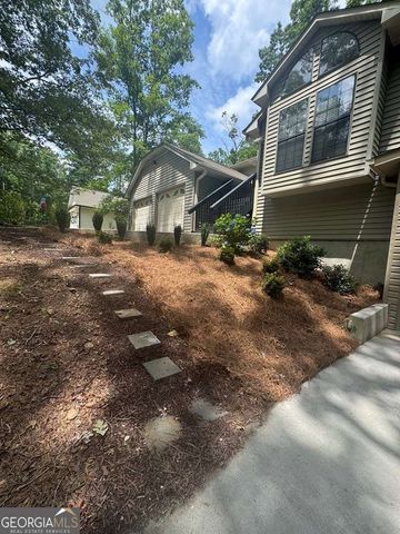 2532 N Carroll Court, Villa Rica, GA 30180
