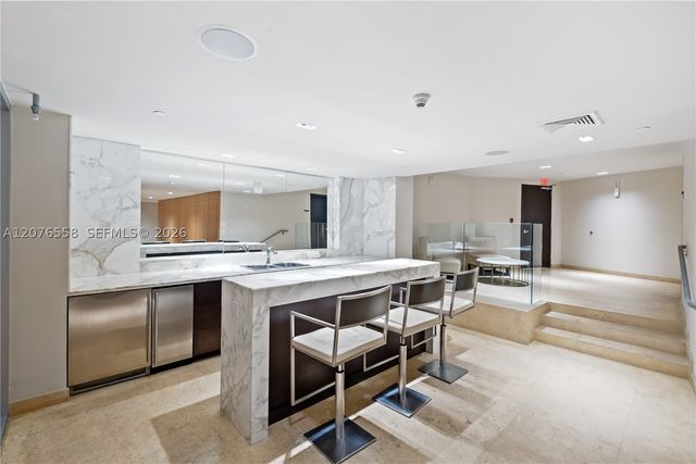 900 Biscayne Blvd 4403, Miami, FL 33132