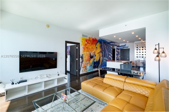 900 Biscayne Blvd 4403, Miami, FL 33132