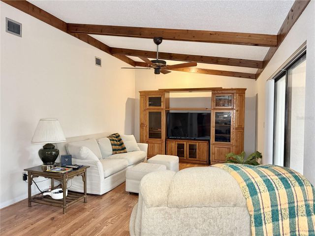 6101 SOARING AVENUE, Temple Terrace, FL 33617